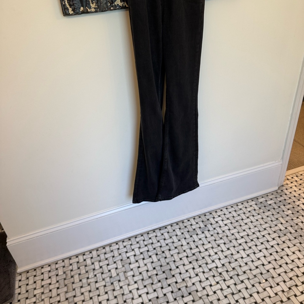 Free people Jayde Short Sleeve flare Jumpsuit. - Picture 6 of 8